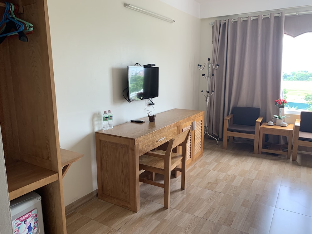 dragon airport hotel