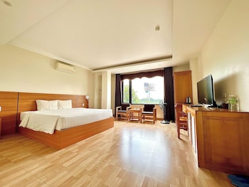 dragon airport hotel