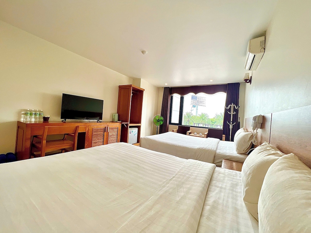 dragon airport hotel