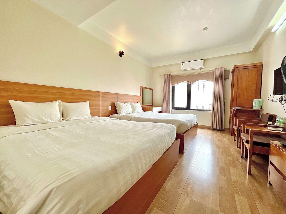 dragon airport hotel