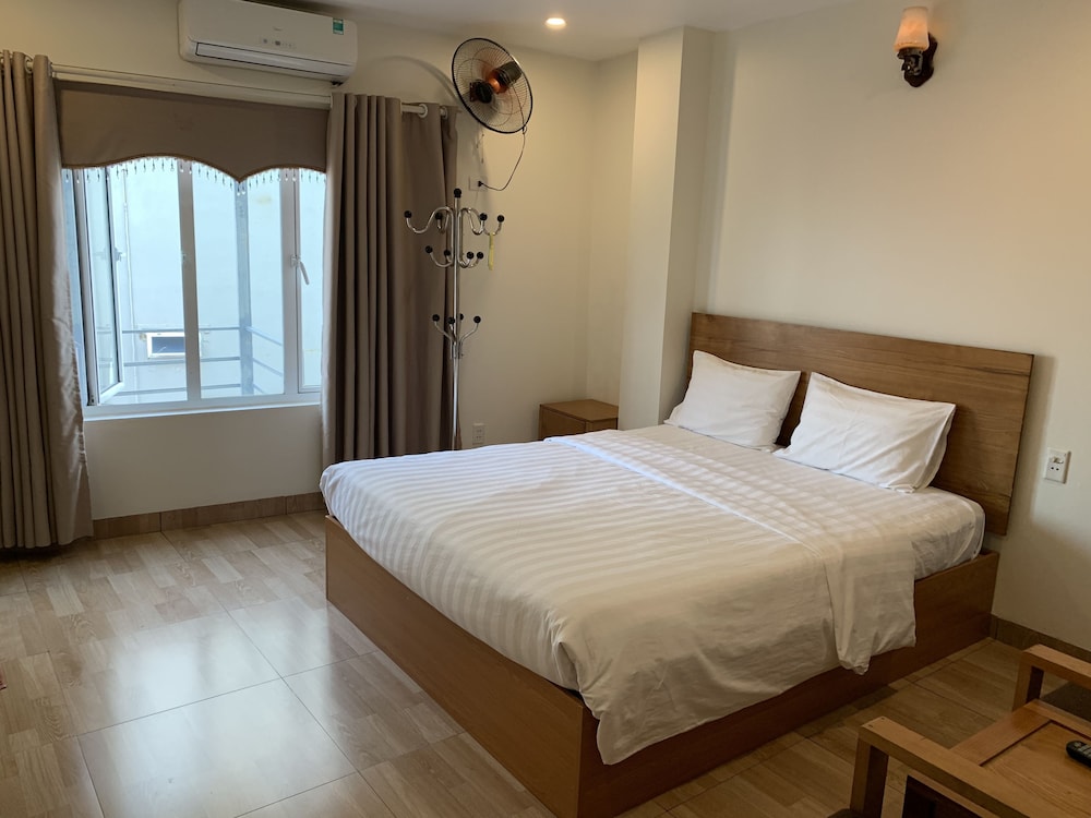 dragon airport hotel