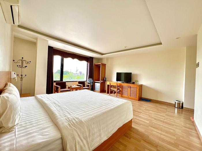 dragon airport hotel