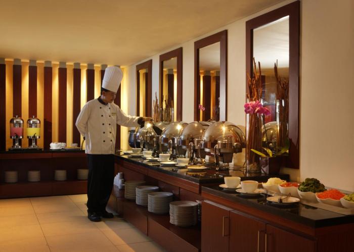 sense sunset hotel seminyak