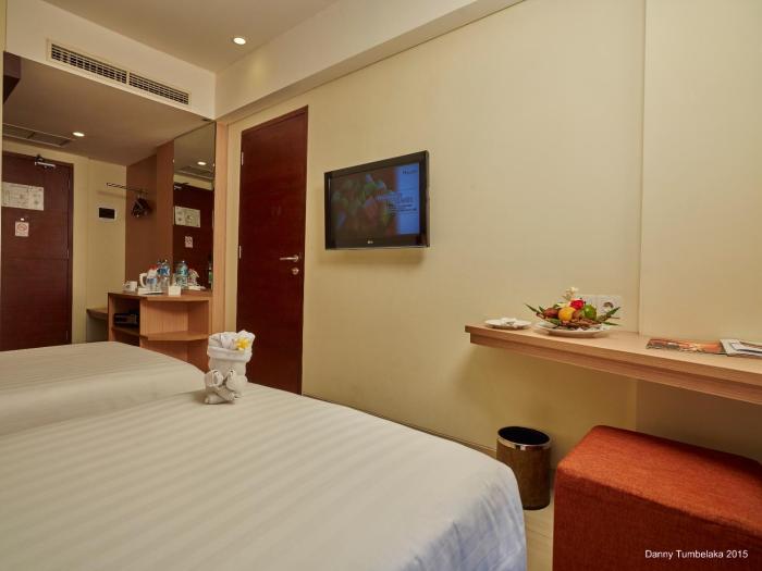 sense sunset hotel seminyak