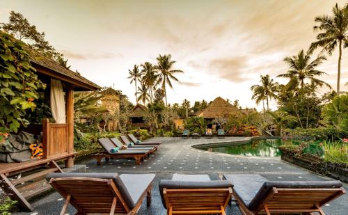 tanah merah art resort