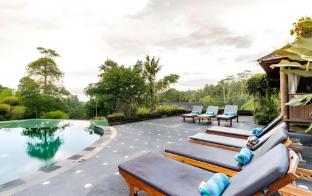 tanah merah art resort