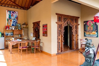 tanah merah art resort