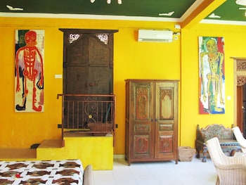 tanah merah art resort