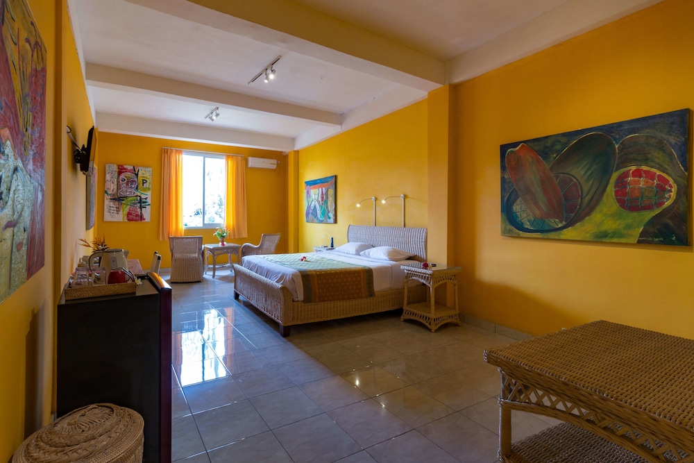 tanah merah art resort