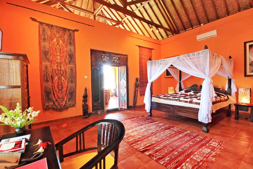 tanah merah art resort