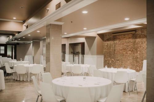 cityflatshotel grand rapids ascend hotel collection