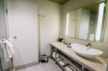 cityflatshotel grand rapids ascend hotel collection