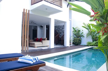 delu villas suite seminyak