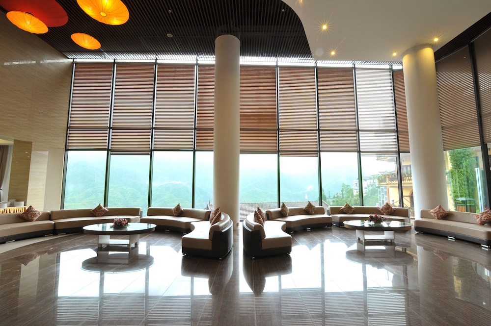 amazing hotel sapa