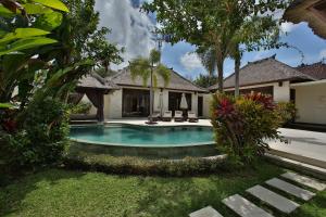 mahagiri villas and spa dreamland