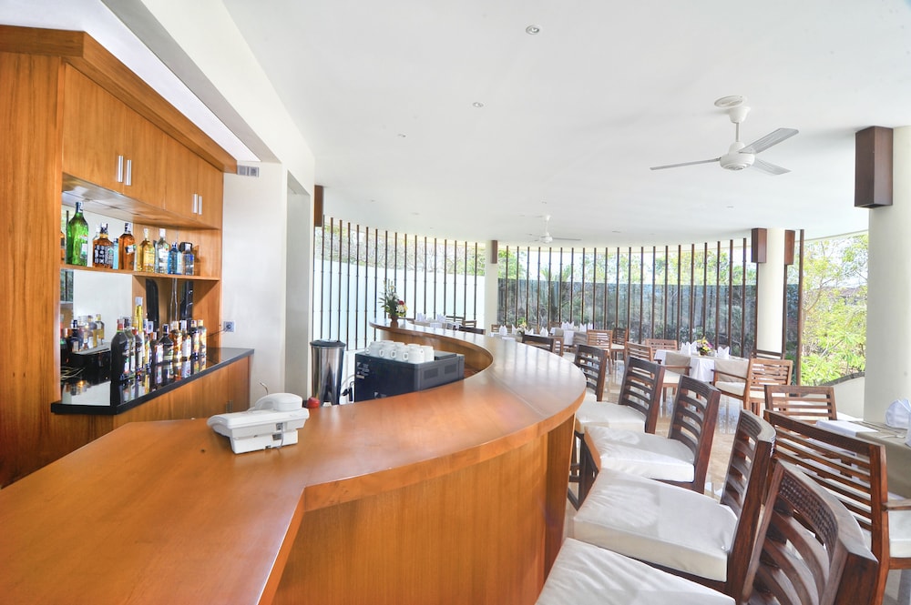 mahagiri villas and spa dreamland