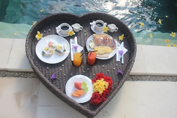 mahagiri villas and spa dreamland