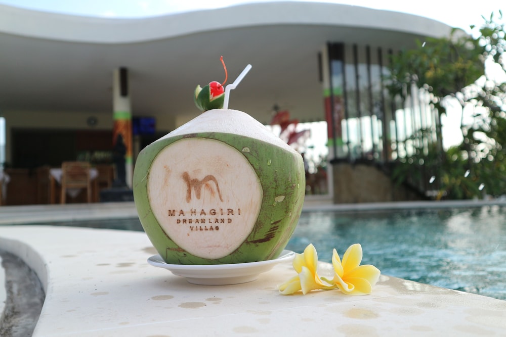 mahagiri villas and spa dreamland