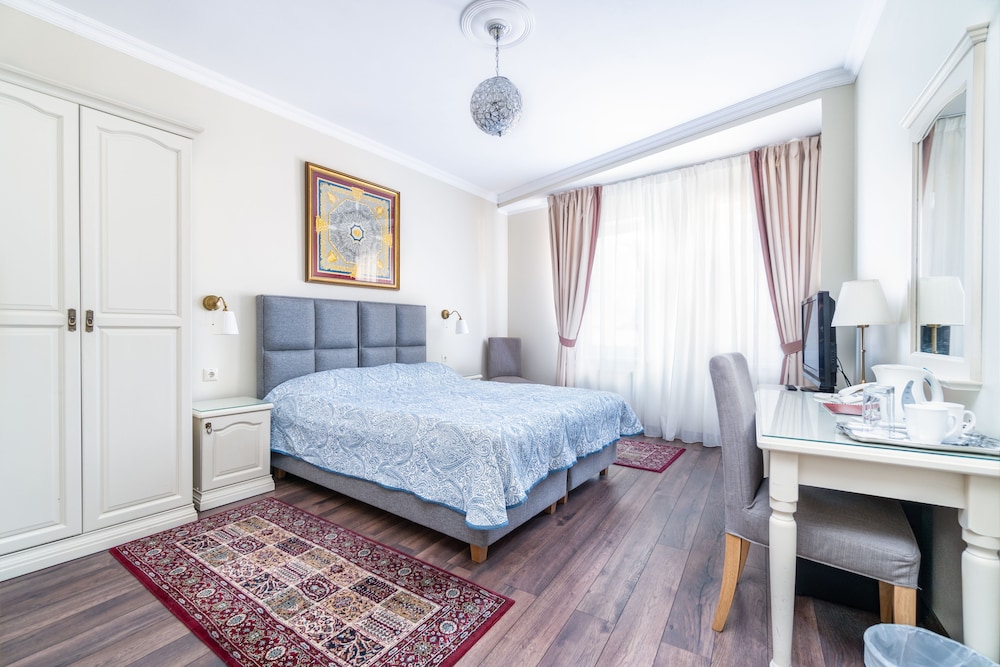 forums boutique hotel