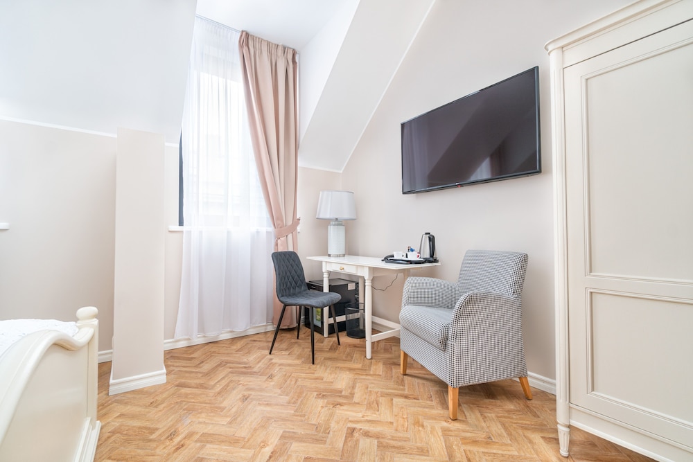 forums boutique hotel