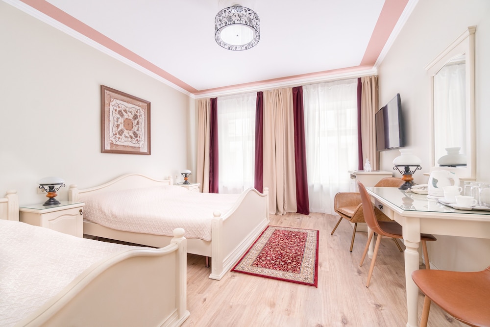 forums boutique hotel