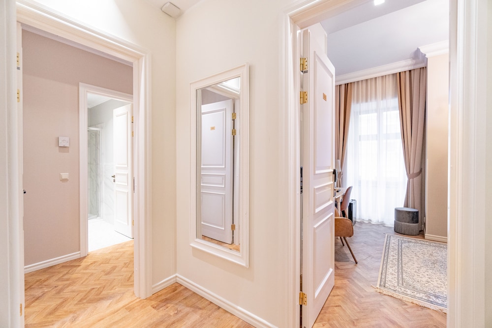 forums boutique hotel