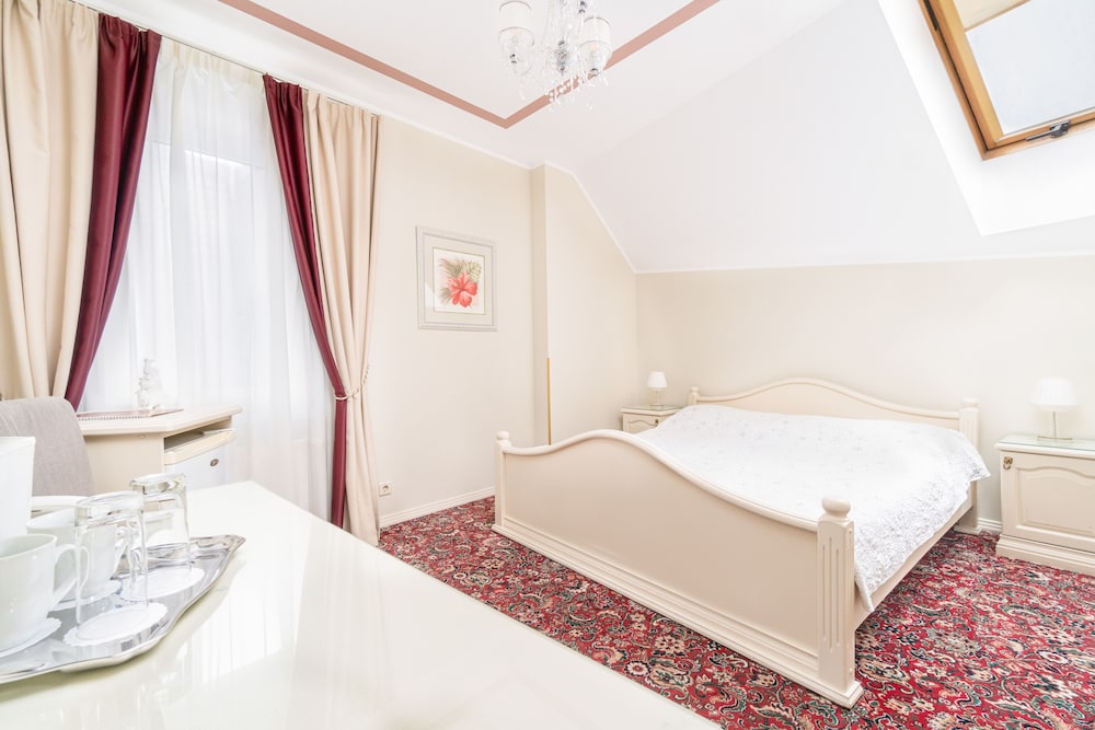 forums boutique hotel