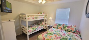 Cora Lee Beachview 2 Bedroom Condo,129 East Cora Lee Drive,3 star