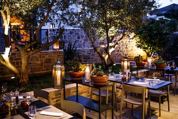 hotel osam adults only