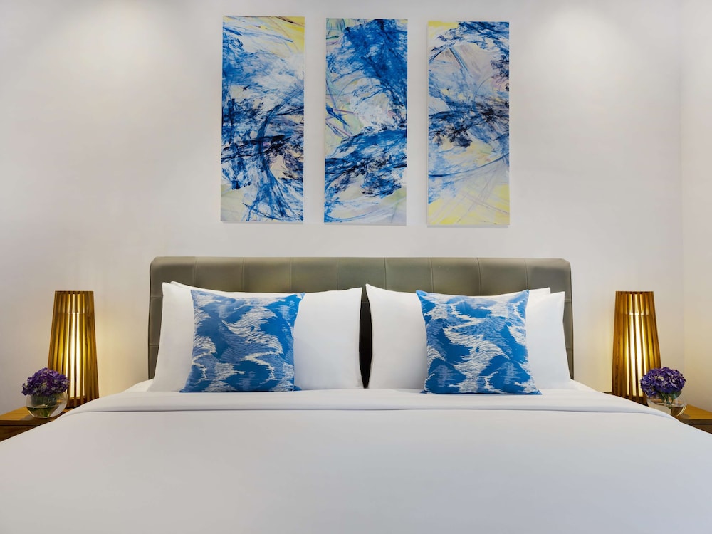 avani seminyak resort bali