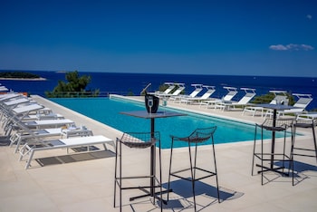 Golden Rays Luxury Apartments,Near Primosten Beach,5 star