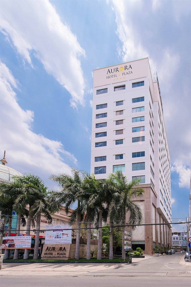 aurora hotel plaza