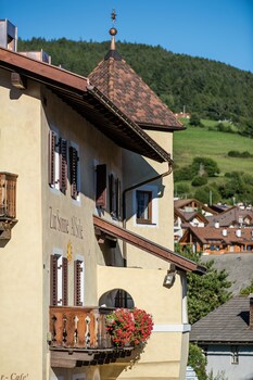 Gasthof Zur Sonne,In Laion,2 star