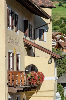 Gasthof Zur Sonne,In Laion,2 star