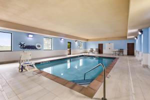 holiday inn express hotel and suites van wert by ihg