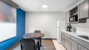 holiday inn express hotel and suites van wert by ihg