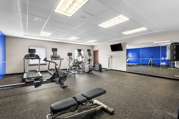 holiday inn express hotel and suites van wert by ihg