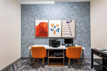 holiday inn express hotel and suites van wert by ihg