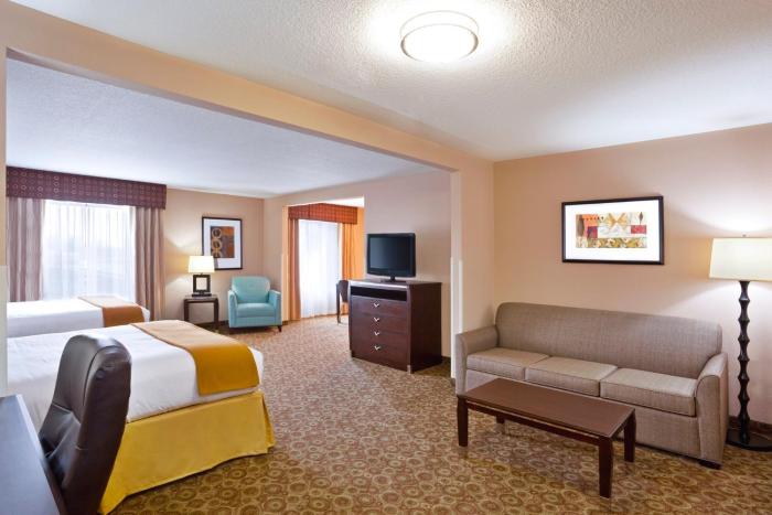 holiday inn express hotel and suites van wert by ihg