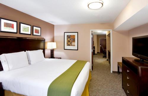 holiday inn express hotel and suites van wert by ihg