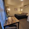 rockfield motel