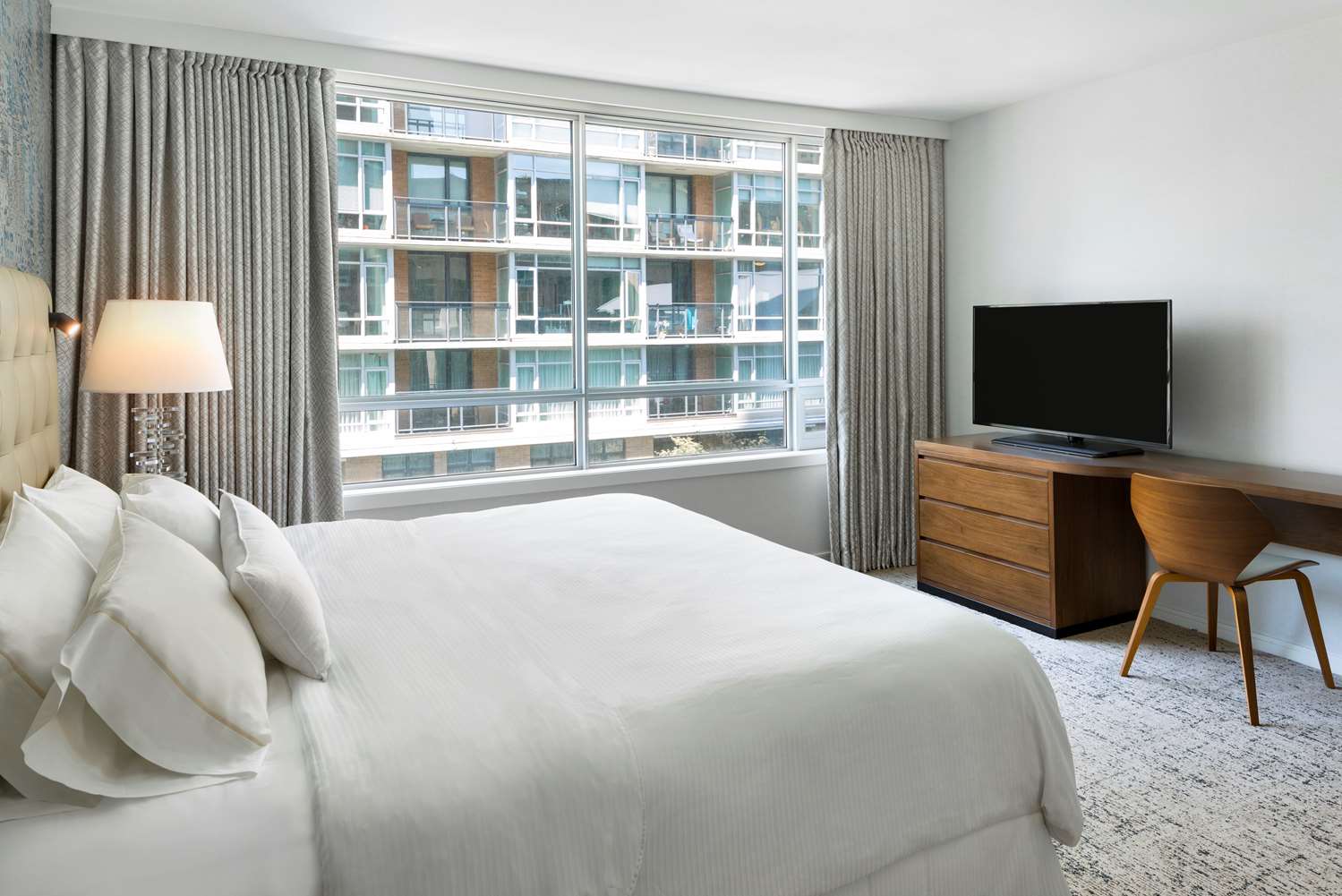 hilton vancouver downtown