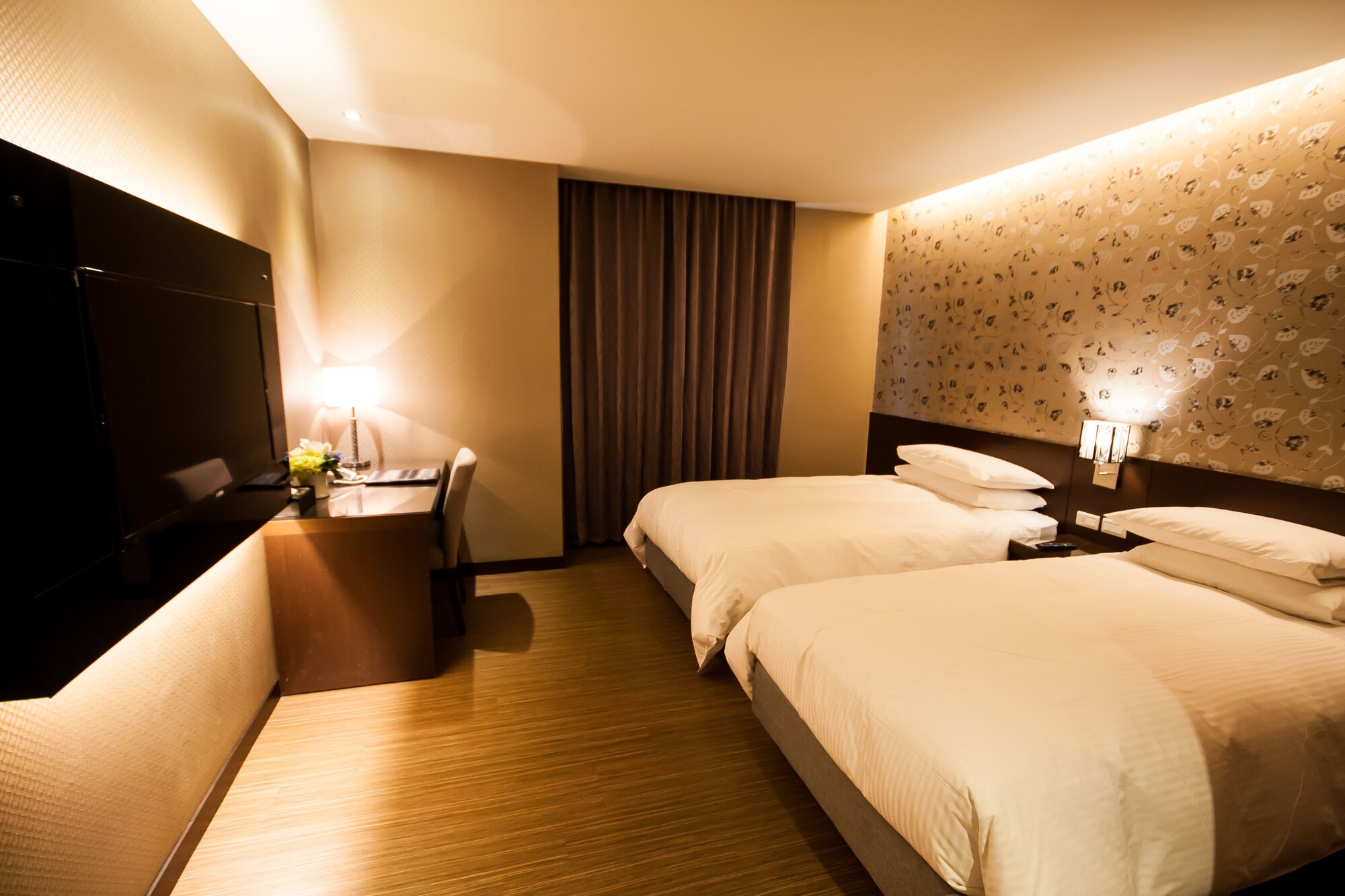 hotel yoshi kaohsiung