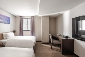 Hotel Yoshi Kaohsiung,Yancheng>>Kaohsiung,4 star
