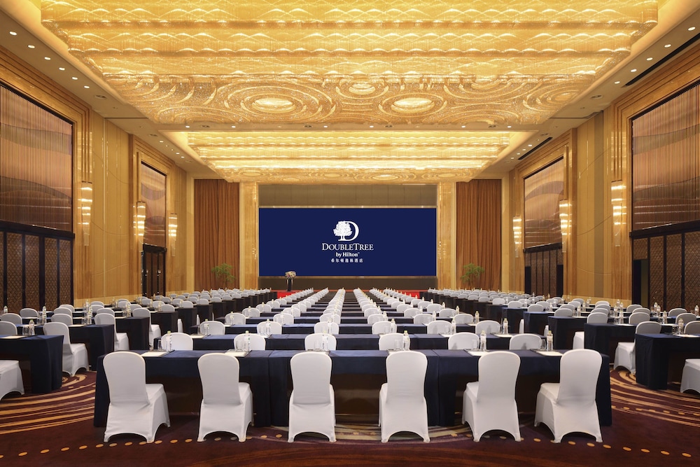 doubletree by hilton chongqing wanzhou