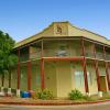 Redearth Hotel,Miles End>>Gladstone,5 star