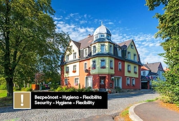 Pytloun Design Self Check-In Hotel,Prague>>Liberec,4 star