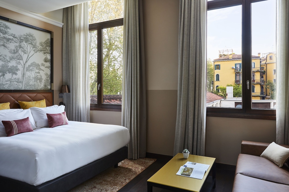hotel indigo venice santelena by ihg