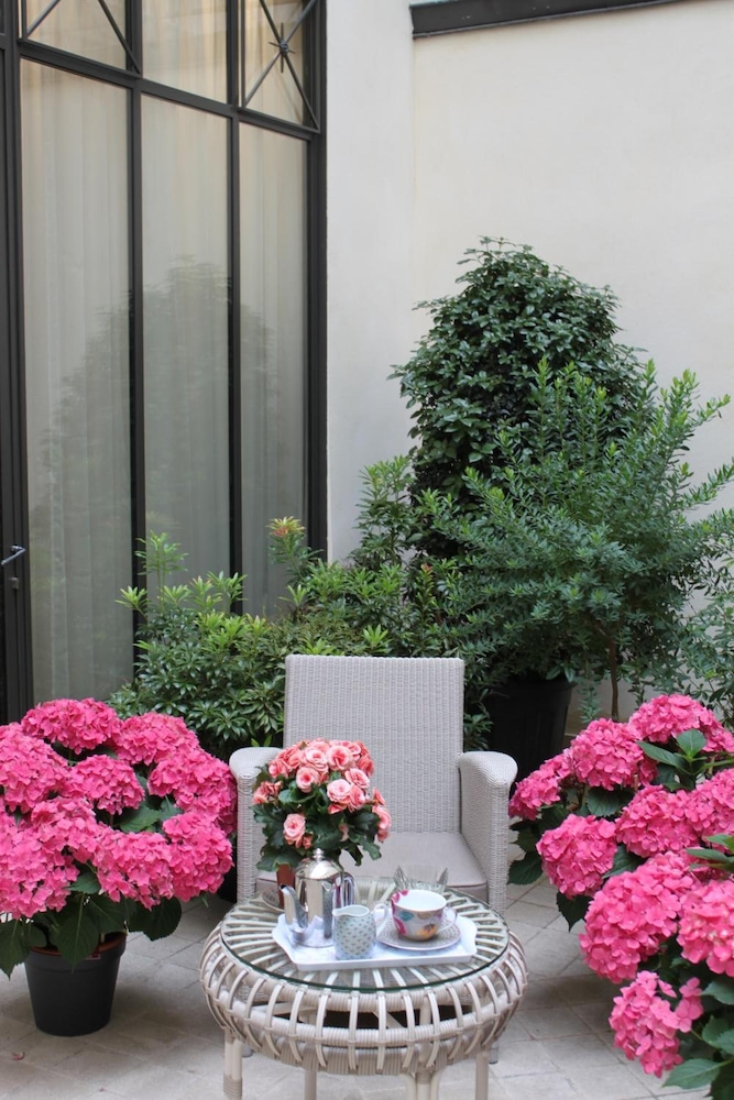 my home in paris hotel