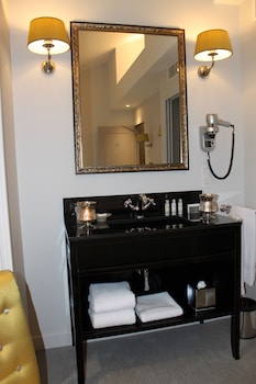 my home in paris hotel